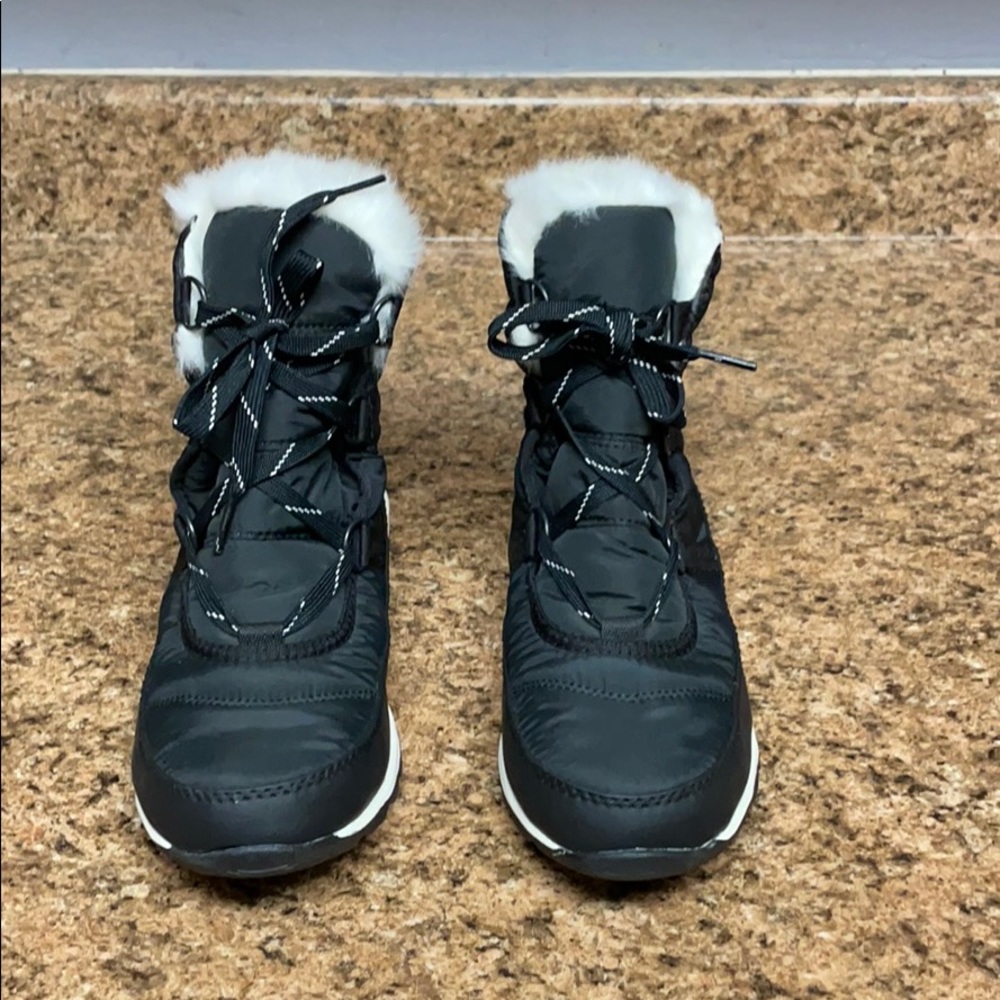 Ladies Sorel Winter Boots With Fur